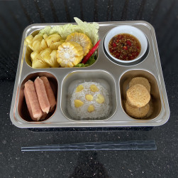 Khay Cơm Bé Sâu 5 Ngăn - 4001 (Không Nắp)